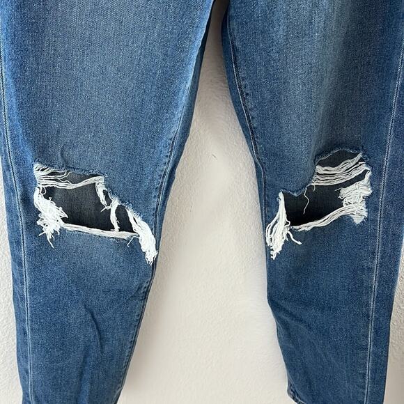 American Eagle Comfort Stretch Waistband Mom Jean Blowout Knee Distressed 6 - Picture 4 of 9